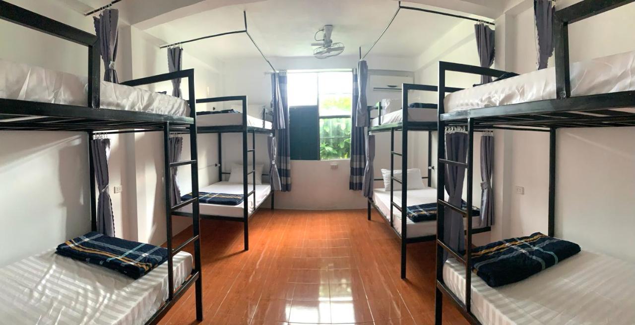Vang Vieng Lily Backpackers Hostel Buitenkant foto
